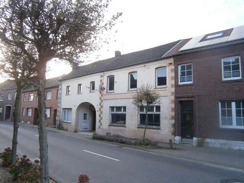 Foto - Haus zum Kaufen in Selfkant - Saeffelen 105.000,00 € 155 m²