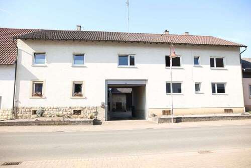 Foto - Haus zum Kaufen in Zaisenhausen 459.000,00 € 304 m²