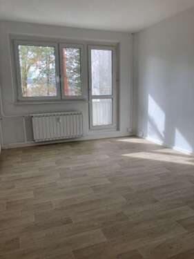 Foto - Wohnung zum Mieten in Stadtilm 435,00 € 79.8 m²