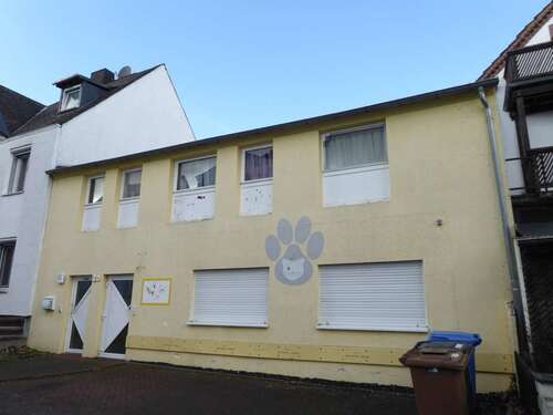 Foto - Haus zum Kaufen in Elz 380.000,00 € 340 m²