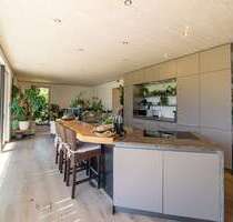 Haus zum Mieten in Kirchheim 3.790,00 € 270 m²