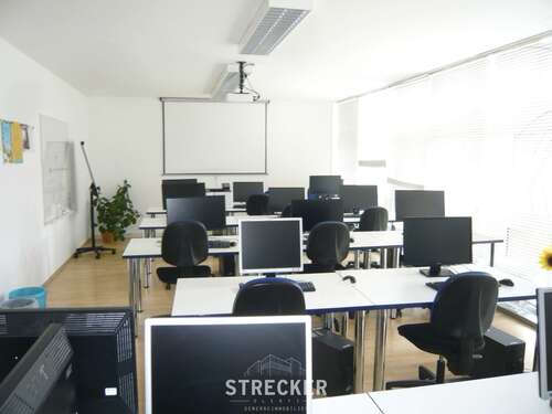 Foto - Büro in Karlsruhe 3.713,00 € 470 m²