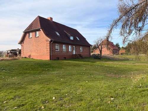 Foto - Haus zum Kaufen in Lützow 230.000,00 € 145 m²