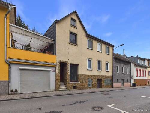 Foto - Haus zum Kaufen in Lorch 148.000,00 € 110 m²