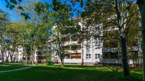 Foto - Wohnung zum Mieten in Leipzig 625,00 € 71.54 m²