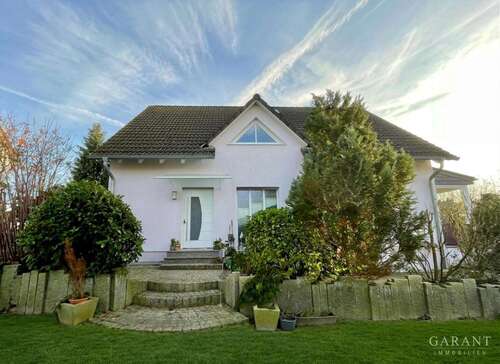 Foto - Haus zum Kaufen in Eckental 899.000,00 € 250 m²