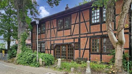 Foto - Haus zum Kaufen in Cuxhaven 398.000,00 € 257.5 m²