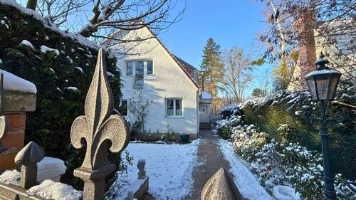 Foto - Haus zum Kaufen in Berlin 1.850.000,00 € 265 m²