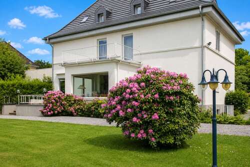 Foto - Haus zum Kaufen in Heiligenhaus 980.000,00 € 287 m²
