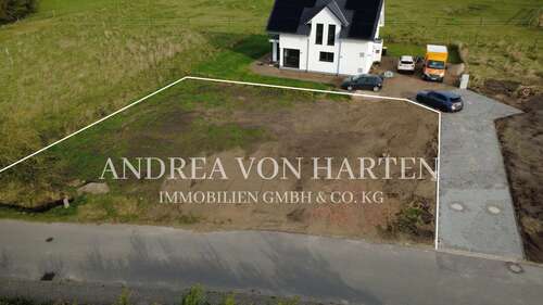 Foto - Grundstück zu verkaufen in Behrensdorf 215.000,00 € 594 m²