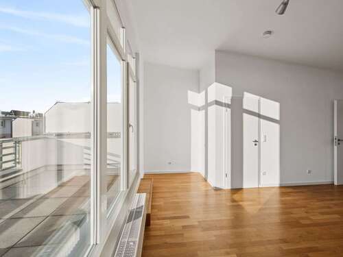 Foto - Haus zum Kaufen in Berlin Hakenfelde 845.000,00 € 140 m²