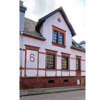 Haus zum Kaufen in Erlenbach 319.000,00 € 185 m²