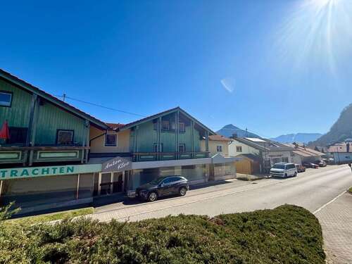 Foto - Haus zum Kaufen in Flintsbach 890.000,00 € 245 m²