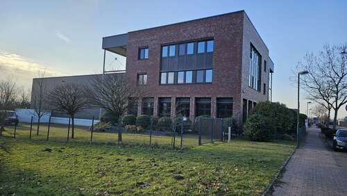 Foto - Halle in Willich 17.900,00 € 1986 m²