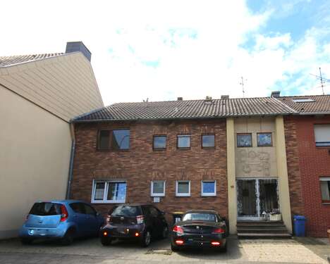 Foto - Haus zum Kaufen in Mönchengladbach 320.000,00 € 256 m²