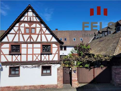 Foto - Haus zum Kaufen in Dietzenbach 889.000,00 € 441 m²