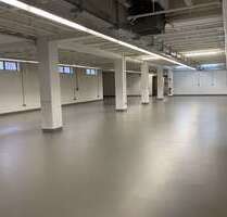 Halle in Frankfurt am Main 3.200,00 € 735 m²