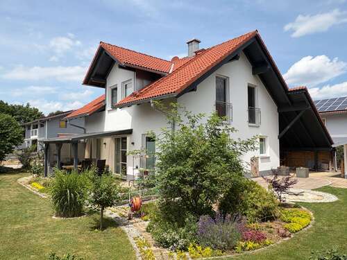 Foto - Haus zum Kaufen in Germaringen 598.000,00 € 141.35 m²