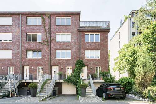 Foto - Haus zum Kaufen in Berlin 1.800.000,00 € 195 m²