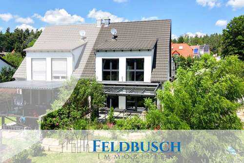 Foto - Haus zum Kaufen in Burgthann Ezelsdorf 595.000,00 € 164.68 m²