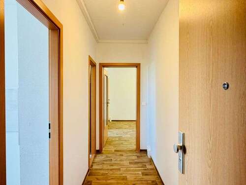 Foto - Wohnung zum Mieten in Freital 303,43 € 48.94 m²
