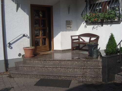 Foto - Haus zum Mieten in Oberursel 2.650,00 € 230 m²