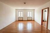 Wohnung zum Mieten in Tittmoning 1.700,00 € 300 m²