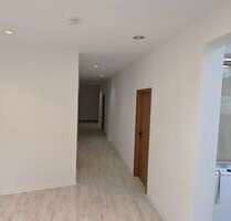 Wohnung zum Mieten in Homburg 1.200,00 € 220 m²