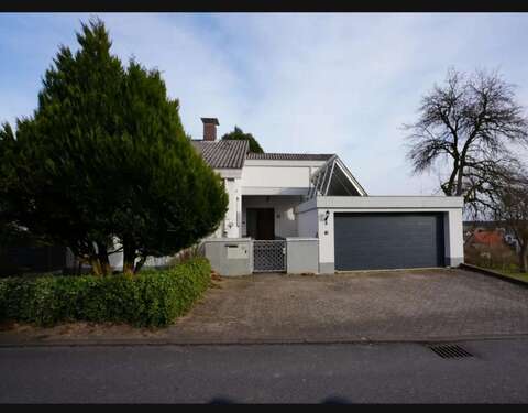 Foto - Haus zum Kaufen in Schönbrunn 399.000,00 € 270 m²