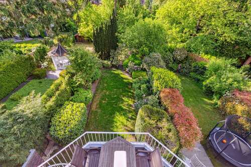 Foto - Haus zum Kaufen in Düsseldorf 1.950.000,00 € 279 m²
