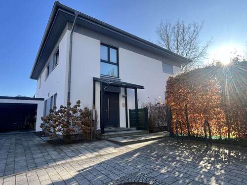 Foto - Haus zum Kaufen in Groß Glienicke 1.250.000,00 € 210 m²