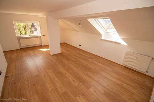Foto - Wohnung zum Mieten in Freilassing 850,00 € 85 m²