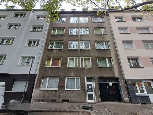 Foto - Haus zum Kaufen in Düsseldorf 1.500.000,00 € 540 m²