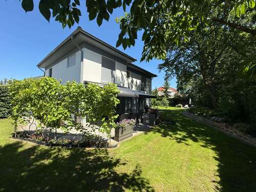 Foto - Haus zum Kaufen in Groß Glienicke 1.250.000,00 € 210 m²