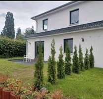 Haus zum Mieten in Pinneberg 2.550,00 € 140 m²