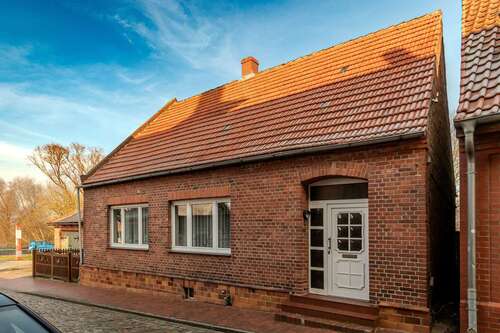 Foto - Haus zum Kaufen in Dömitz 115.000,00 € 120 m²