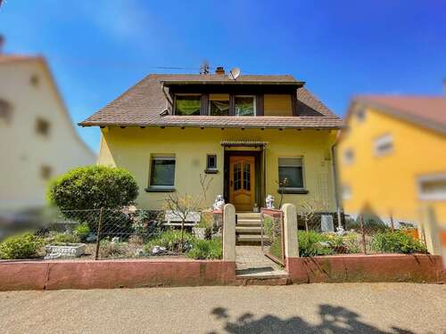Foto - Haus zum Kaufen in Karlsbad 649.000,00 € 224 m²