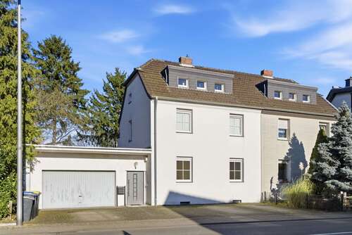 Foto - Haus zum Kaufen in Köln 699.900,00 € 210 m²