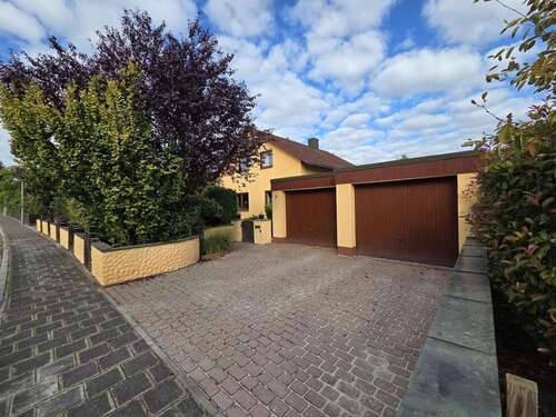 Foto - Haus zum Kaufen in Pyrbaum 449.000,00 € 128 m²