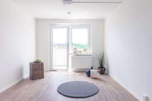 Foto - Wohnung zum Mieten in Chemnitz 572,00 € 95.31 m²