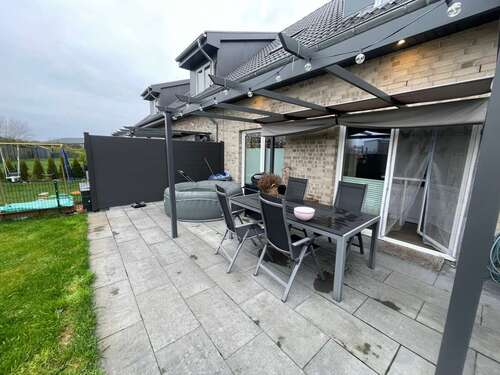 Foto - Haus zum Mieten in Wees 1.395,00 € 130 m²