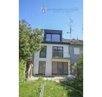 Haus zum Mieten in Erlangen 2.200,00 € 133.16 m²