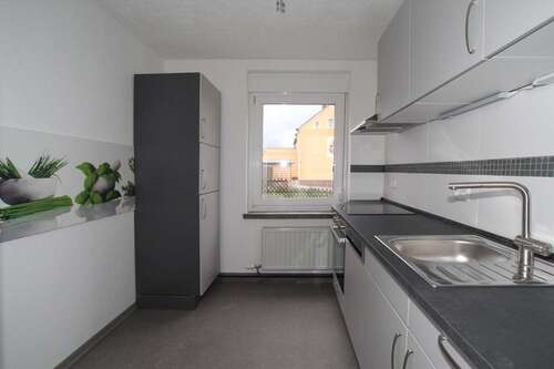 Foto - Wohnung zum Mieten in Limbach-Oberfrohna 270,00 € 41.62 m²