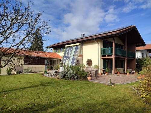 Foto - Haus zum Kaufen in Tittmoning 1.160.000,00 € 232 m²