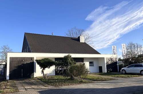 Foto - Haus zum Kaufen in Düsseldorf 850.000,00 € 202 m²