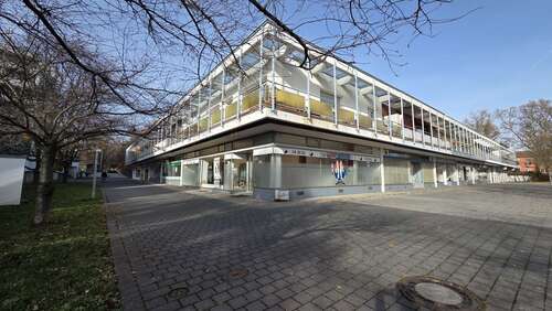 Foto - Einzelhandel in Stuttgart Mönchfeld 900,00 € 180 m²