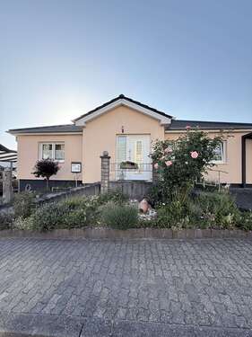 Foto - Haus zum Kaufen in Zweibrücken 669.000,00 € 275 m²
