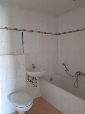 Foto - Wohnung zum Mieten in Werdau 346,00 € 69.13 m²