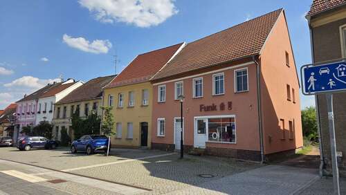Foto - Haus zum Kaufen in Jüterbog 379.000,00 € 300 m²