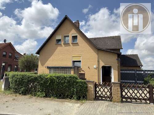 Foto - Haus zum Kaufen in Süpplingen 179.000,00 € 122 m²